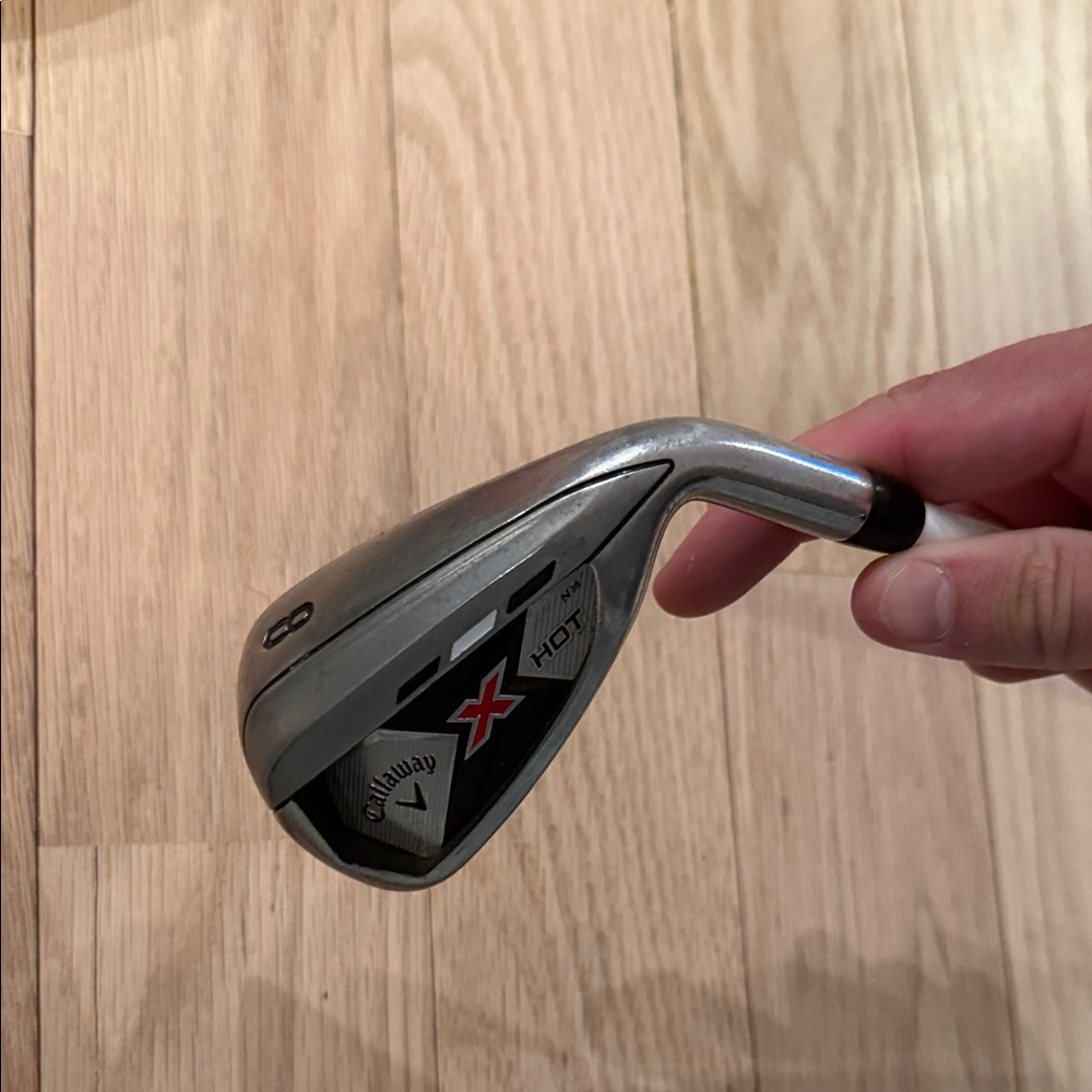 Callaway X Hot 8 Iron with Silver and Black Accents